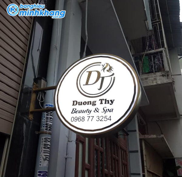 bang-hieu-tron-treo-3